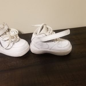 Infants sneakers